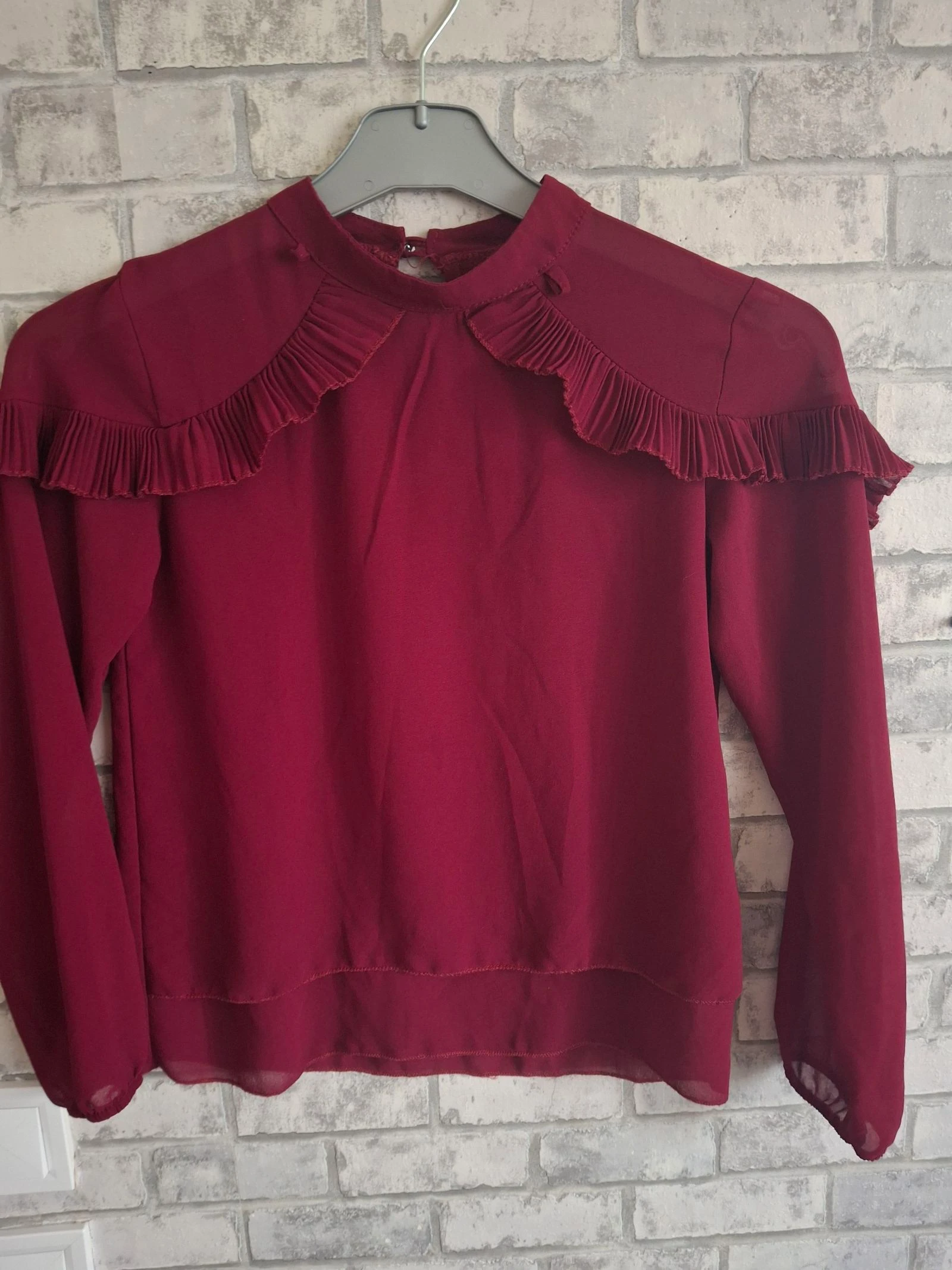 Elegant chemisier bordeaux léger taille 12 ans